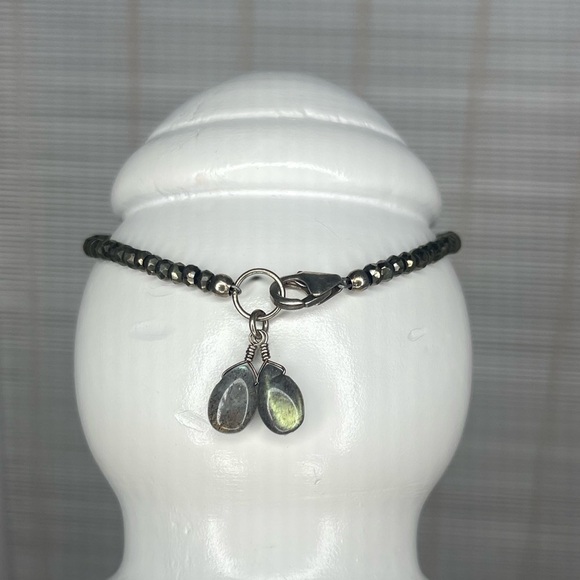 Sterling Silver Labradorite Marcasite Bracelet Dainty 7” - Picture 1 of 4
